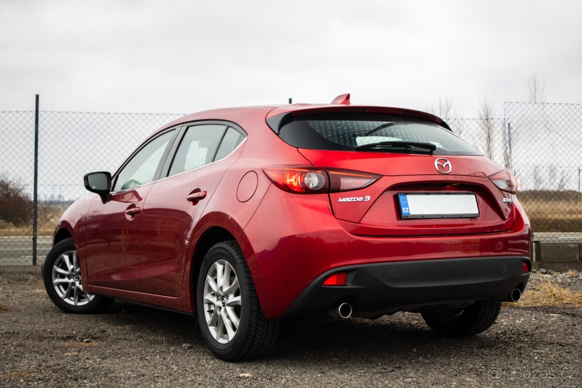 Prodám ojeté osobní auto Mazda 3 Hatchback 2015 - 7