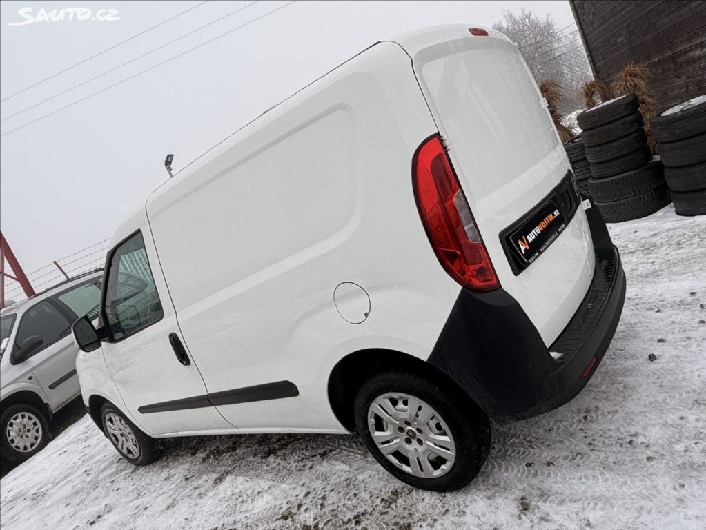 Fiat Dobló 2018 Nova Stk 90450km Perfektní stav - 7