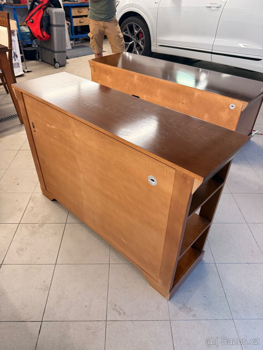 Dřevěný set - komoda, tv stolek, stůl s židlí - 7