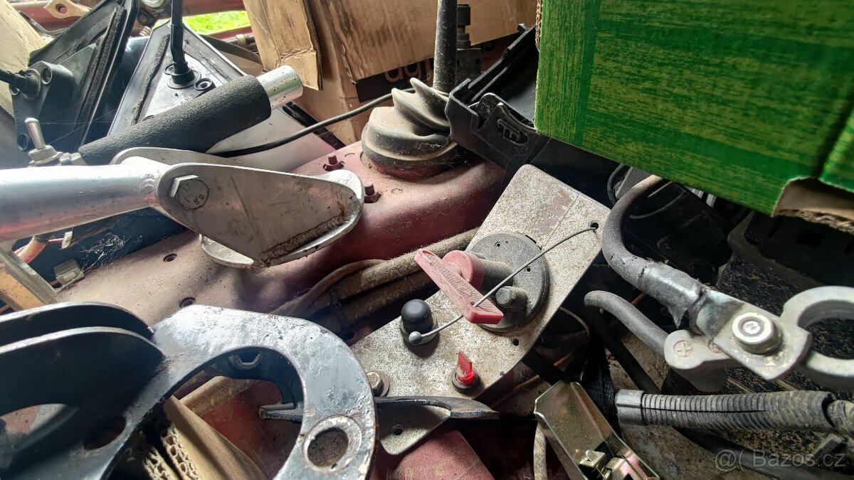 CRX autokros kastle + díly - 7