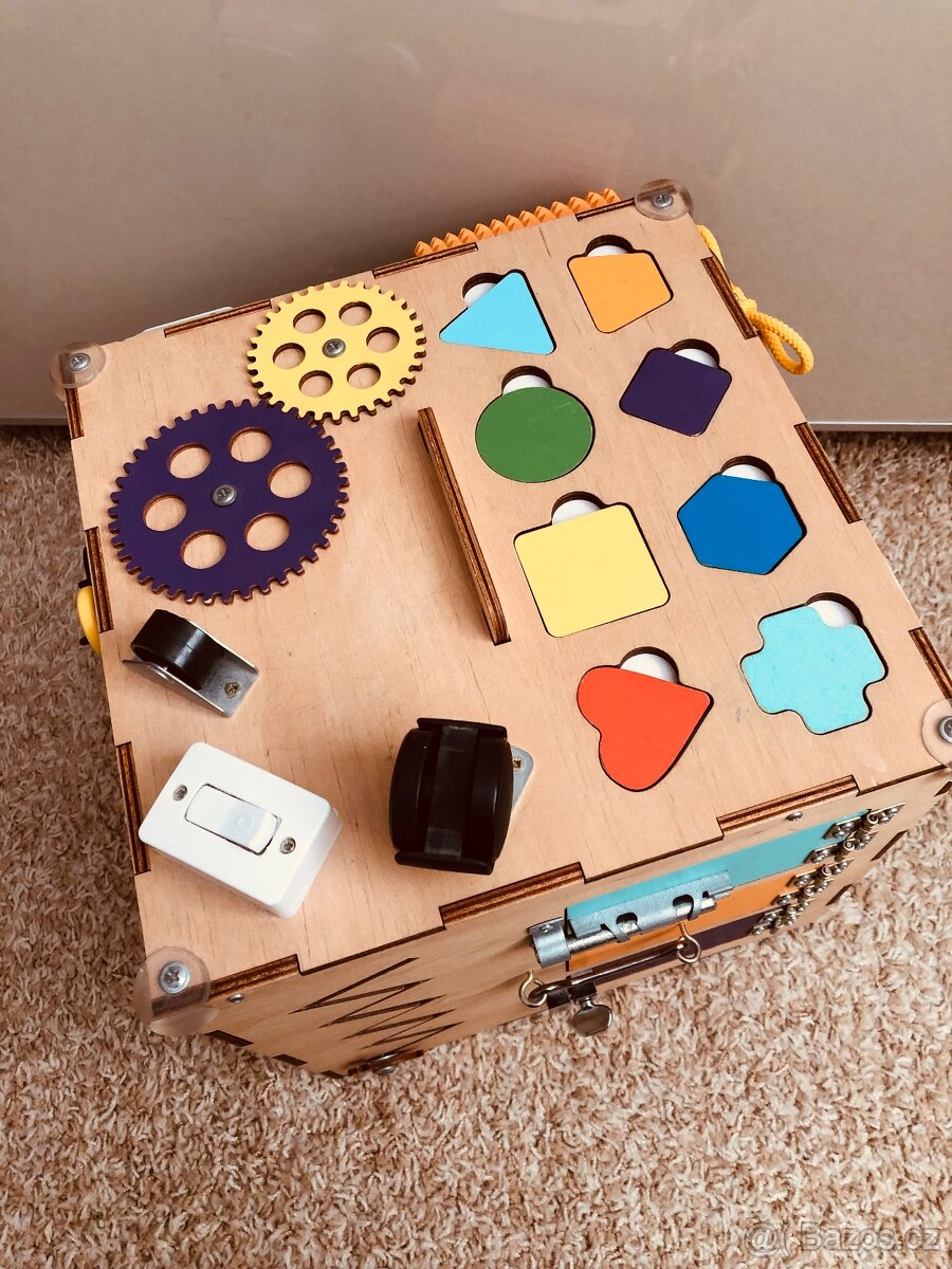 Busyboard aktivity krychle - 7