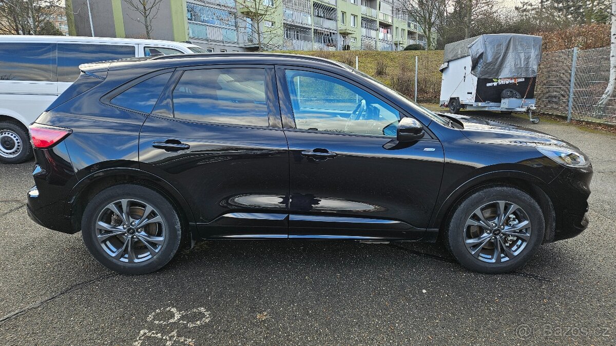 Dražba Ford Kuga 2.5i PHEV 112 kW + 53 kW - 7