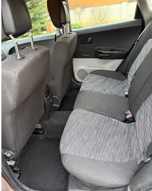 Ceed 1,4 (benzin + LPG) 2009 - 7