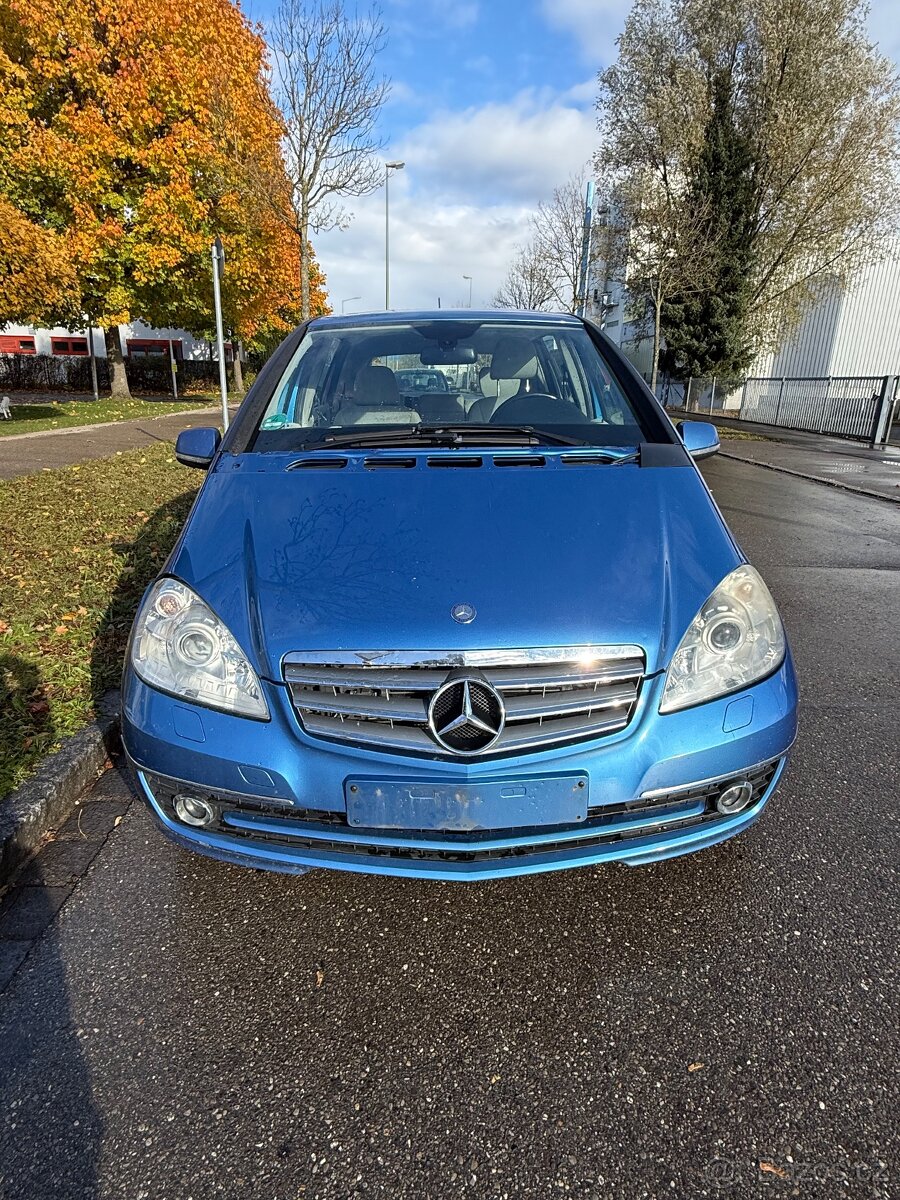 Mercedes benz A169 - 7