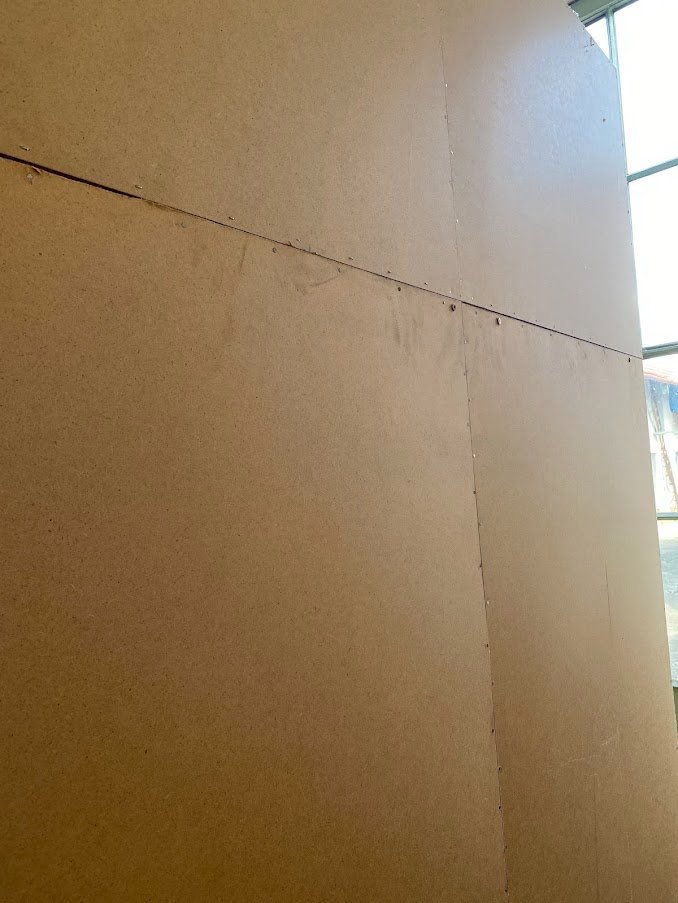 Prodám na zakázku dělanou škříň - 7