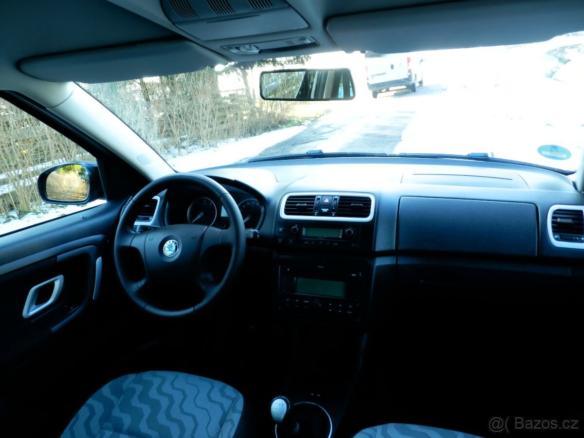 ŠKODA ROOMSTER 1,6 MPi 16 V TOP STAV - 7