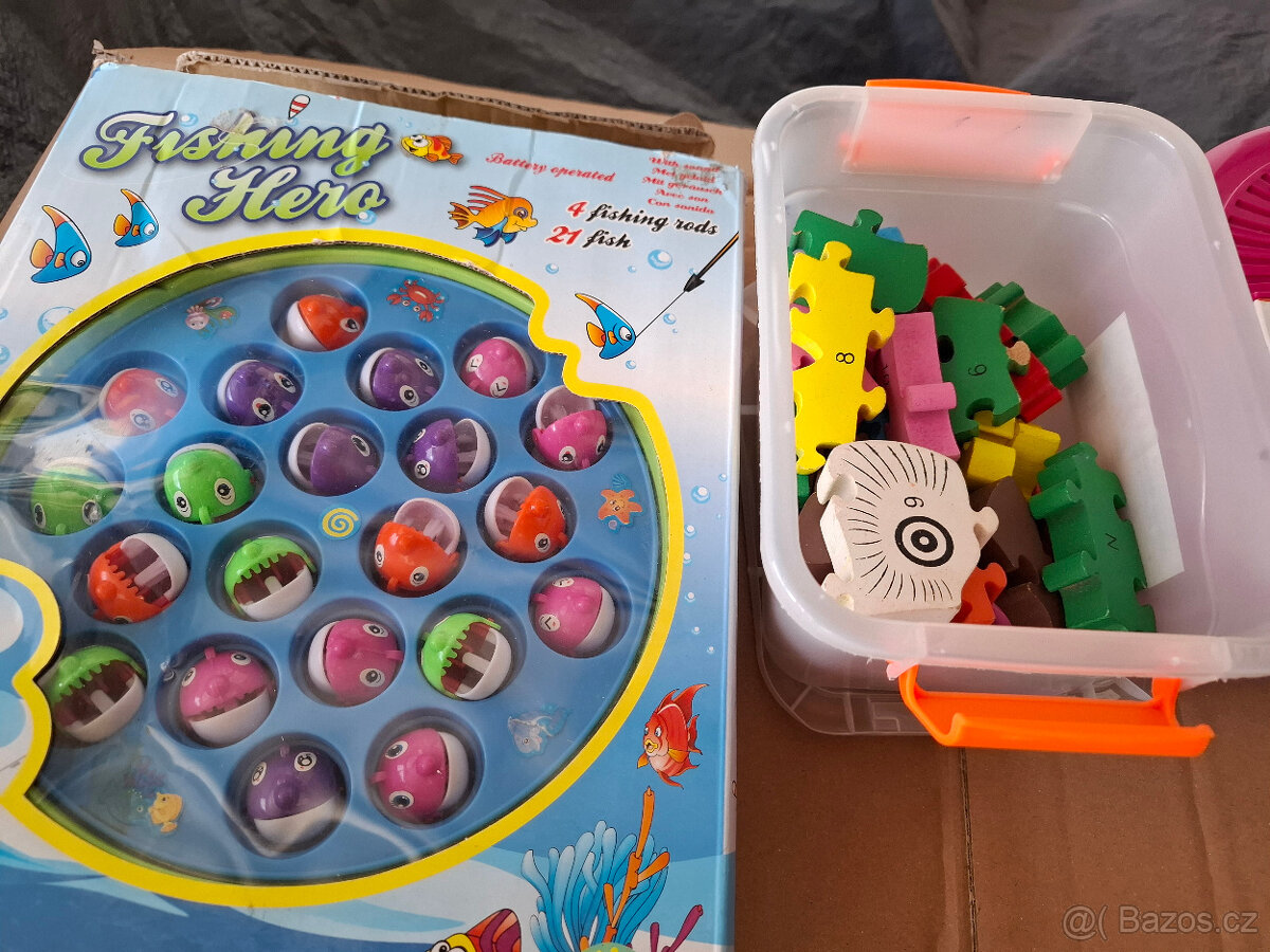 Prodám soubor starších hraček,tiskátek,her,stavebnic apod. - 7