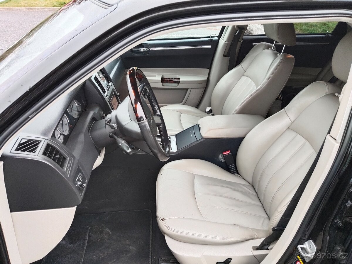 Chrysler 300C V6 3.0CDi - 7