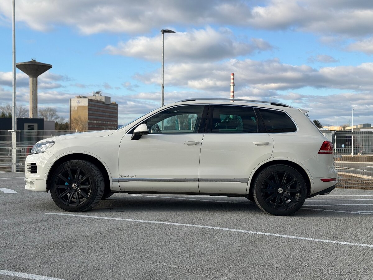 VW Touareg 3.0 TDi - 7