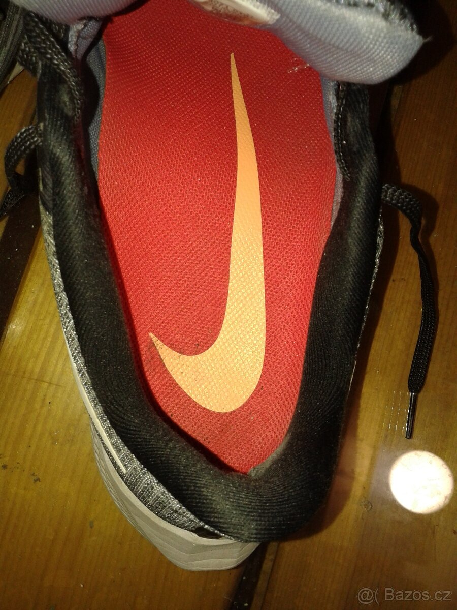 běžecké boty NIKE vel. 44,5 - 7