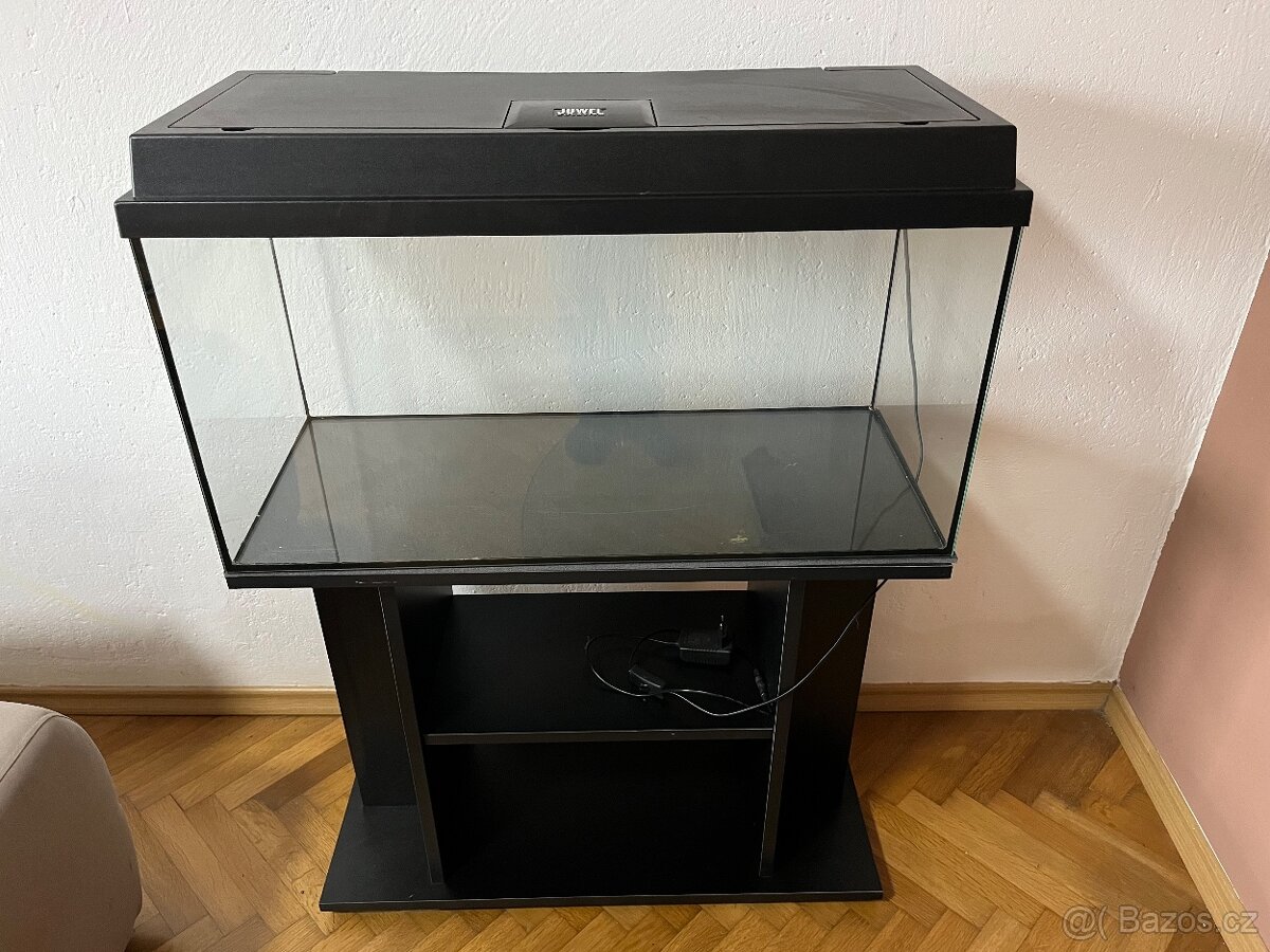Akvárium se stolkem - 7
