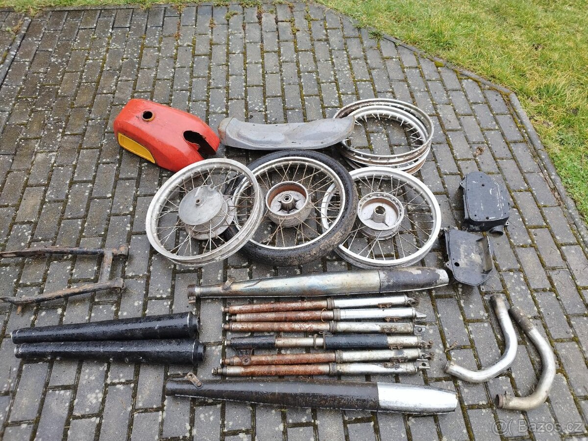 ČZ 175/477 3 krát rám + díly - 7