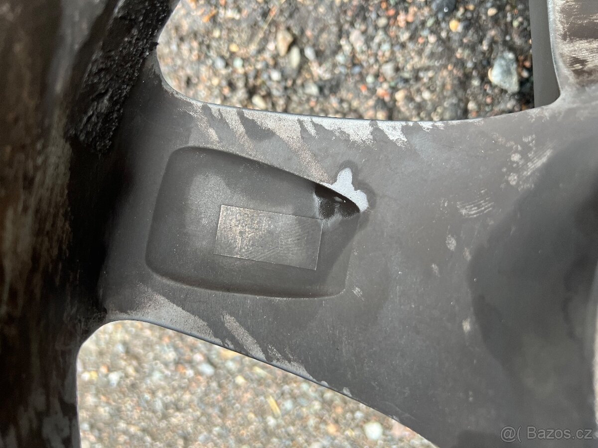 Alu kola Ronal R17 5x120 - 7