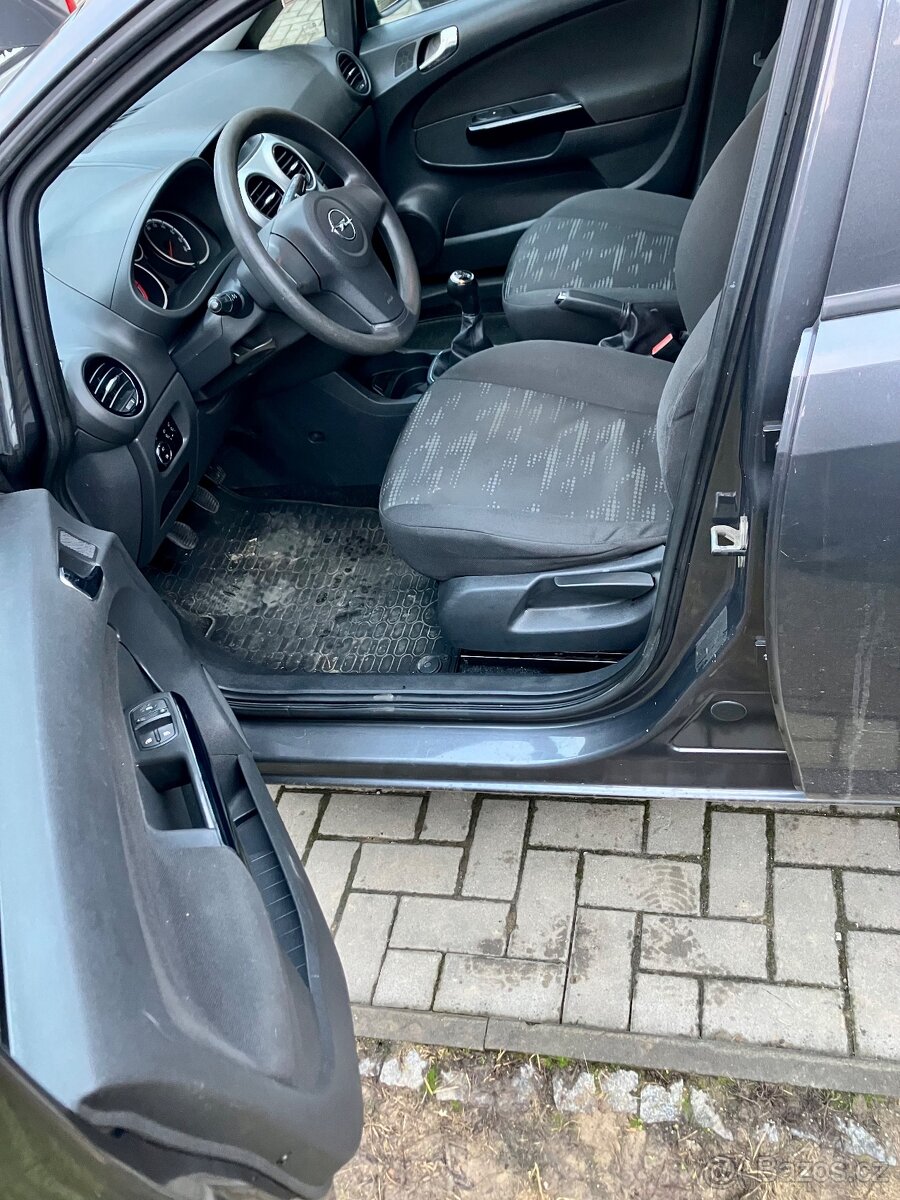 Opel Corsa 1.2 16V 2011 - 7
