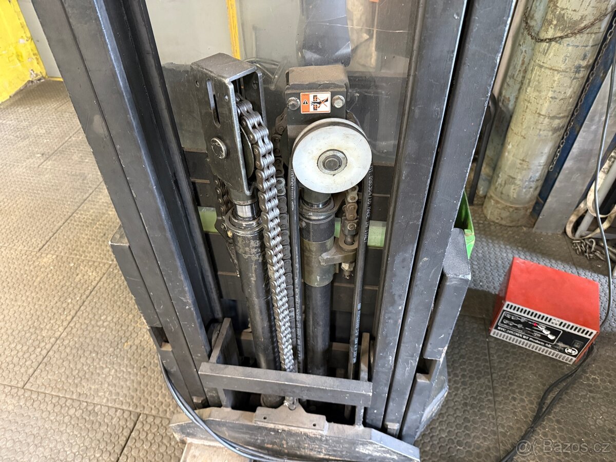 Vysokozdvižný vozík elektrický s přidzvyhem - 7