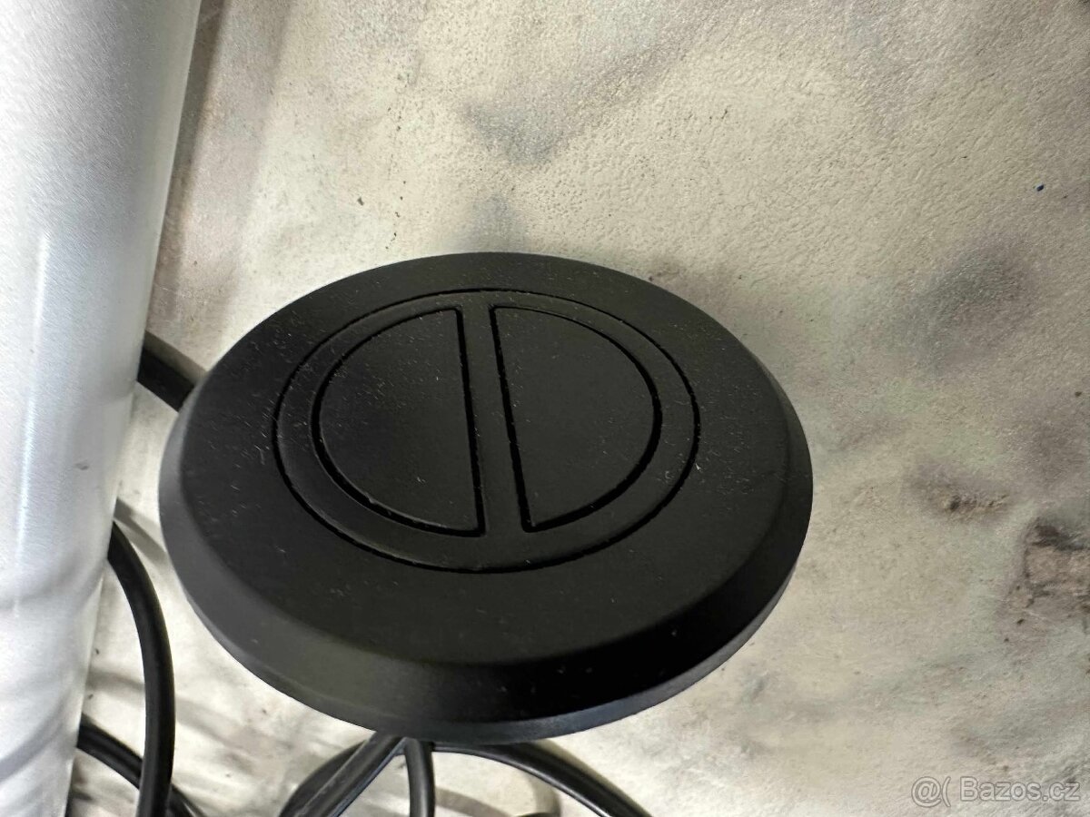 (590) Elektrický lineární pohon / aktuátor 24V - 7