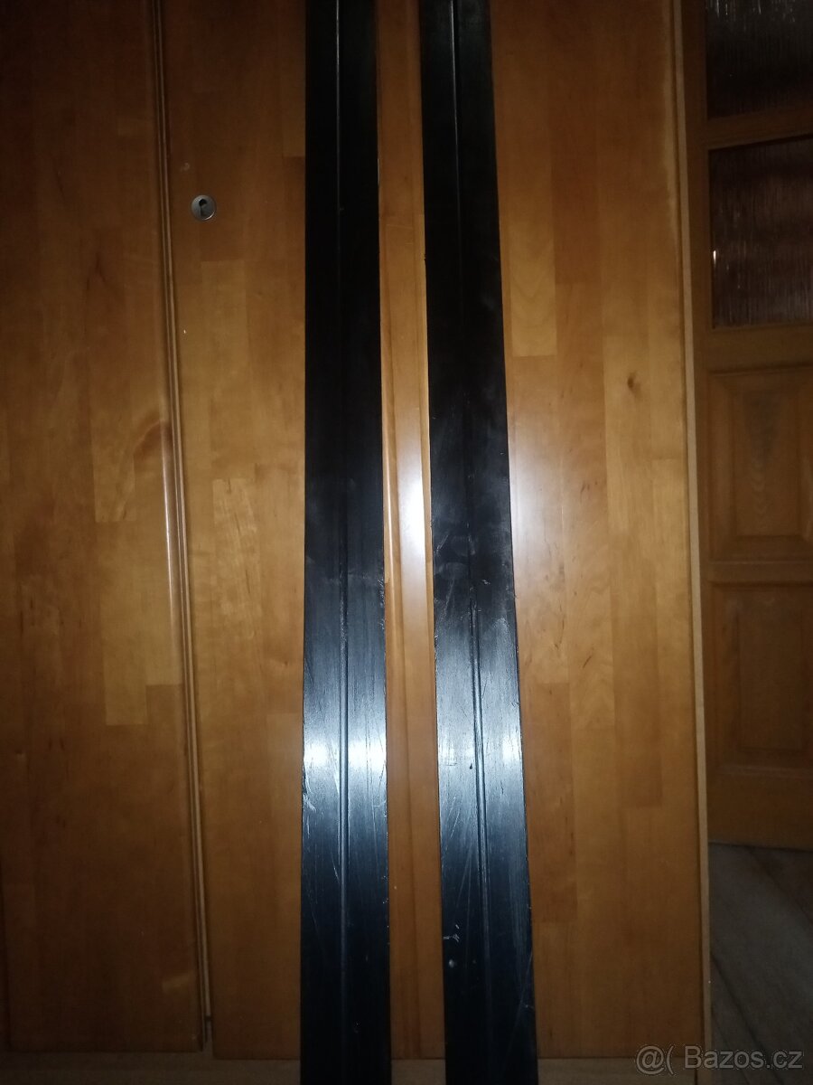 PRODÁM BĚŽKY ZN. ATOMIC - 7