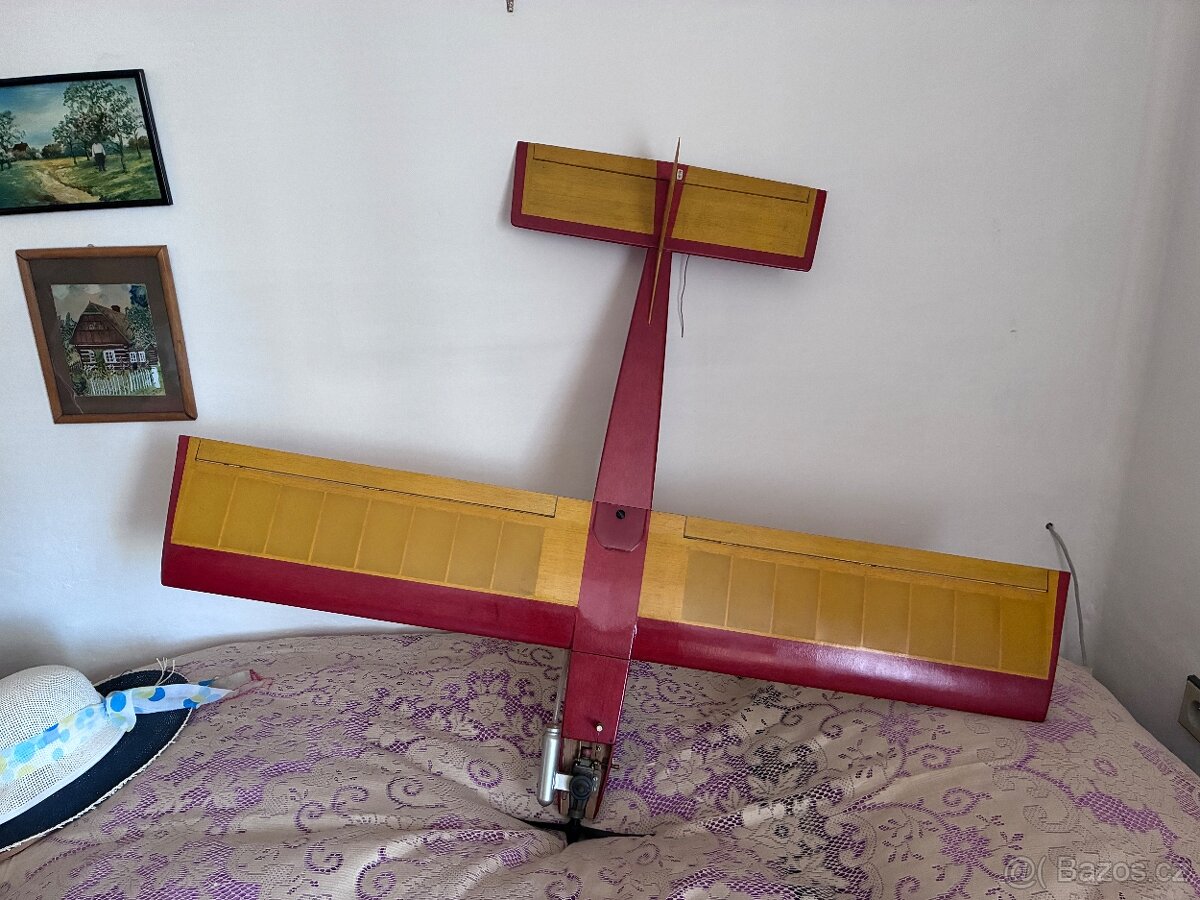 Letadlo model modelářství vysílačka - 7