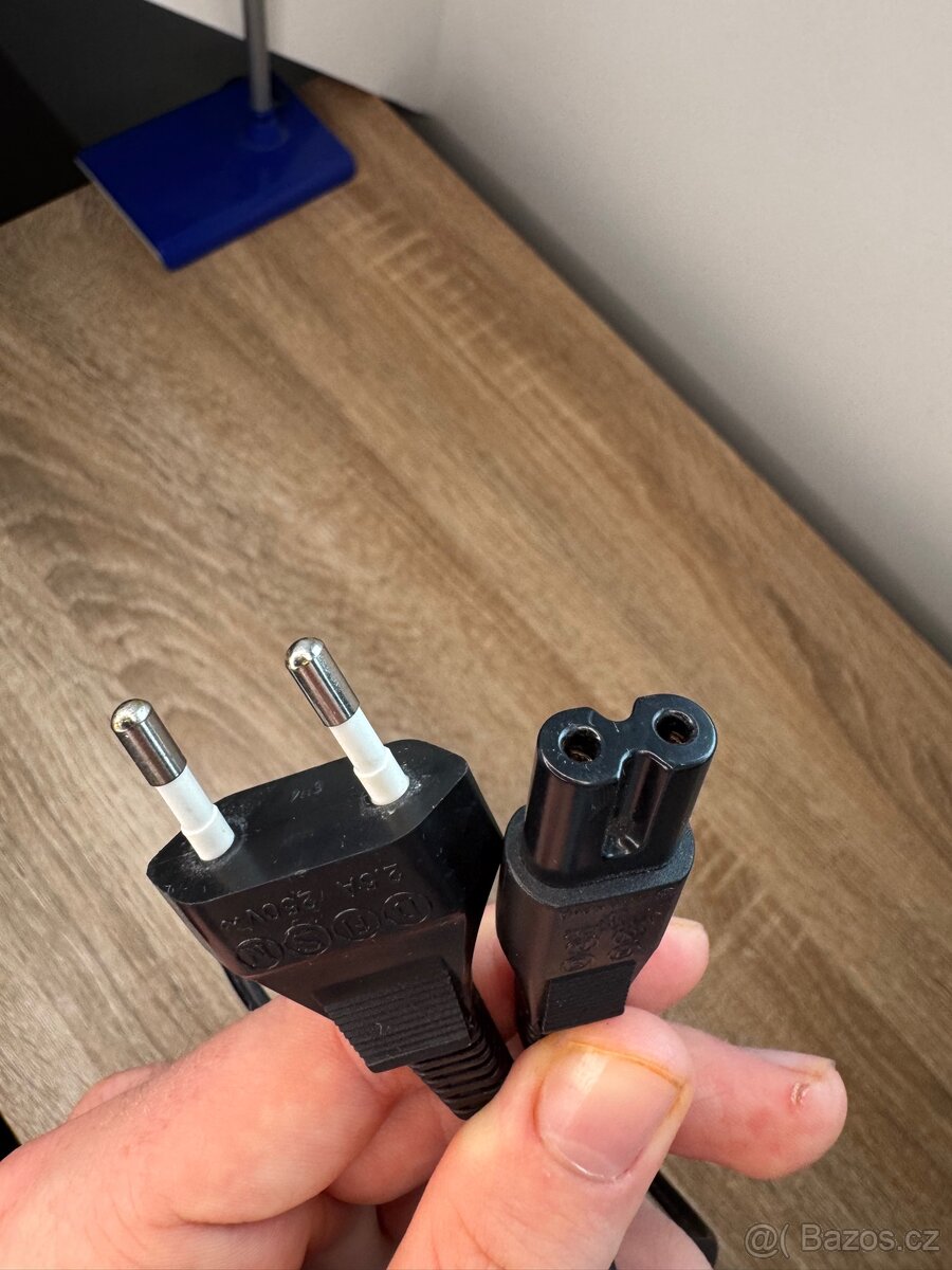 PS4 500GB + Just Cause 4 + klávesnice, myš, sluchátka - 7