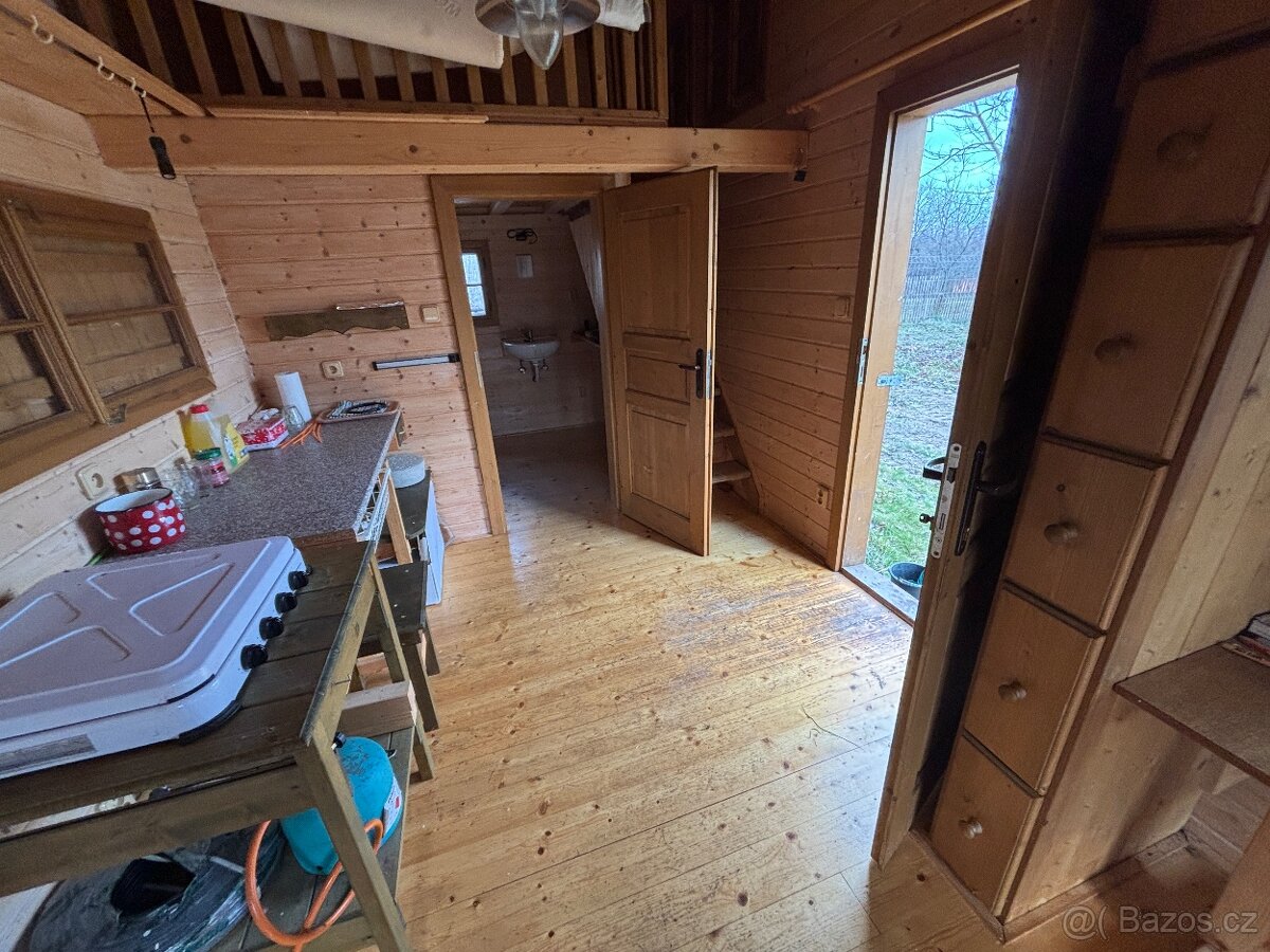 Domek 8x3 m na zahradu, k rybníku apod. MOBILNÍ - 7