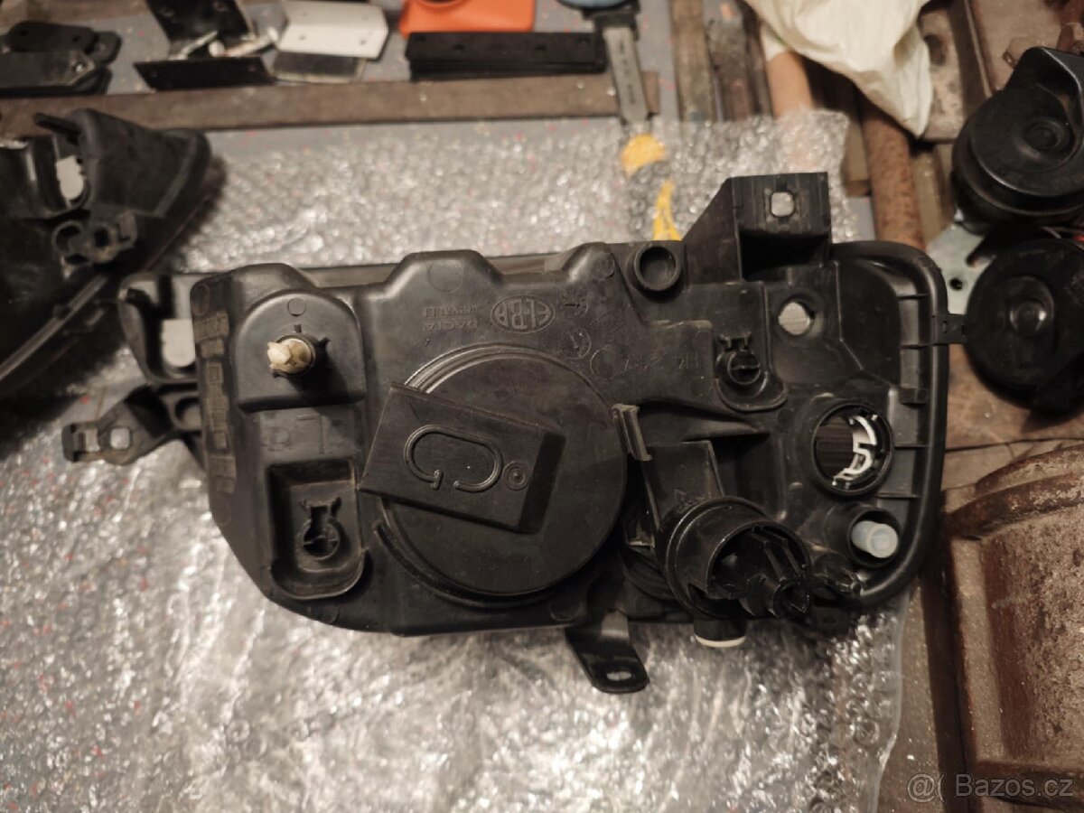 Dacia Logan I světlomety - 7