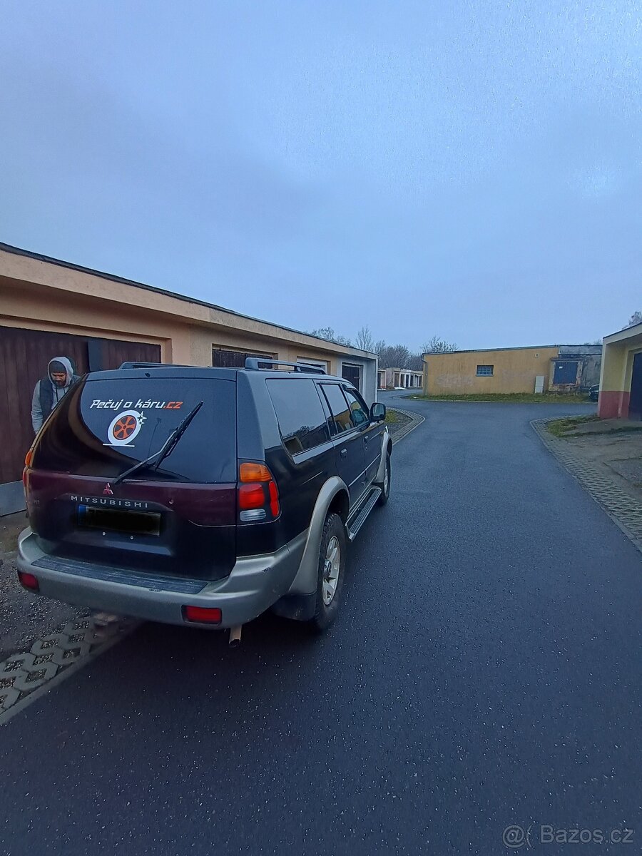 Mitsubishi Pajero Sport 3.L automat - 7