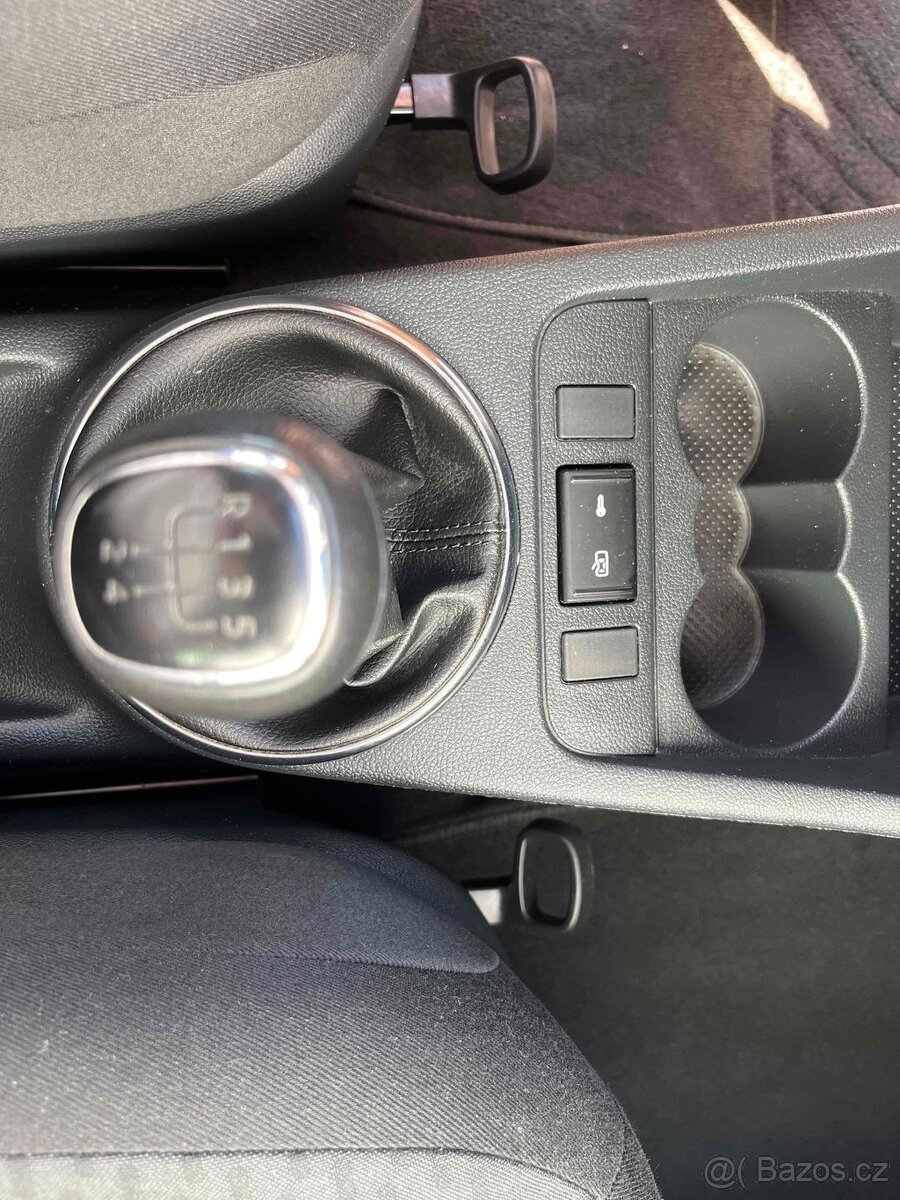 Škoda Fabia 1.6 TDI Digi A/C - 7