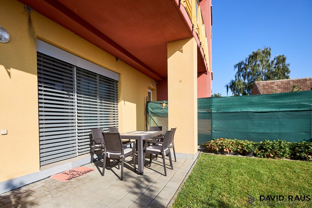 Prodej bytu 3+kk s terasou a zahrádkou( 120,0 m²) ,ul. Kláš - 7