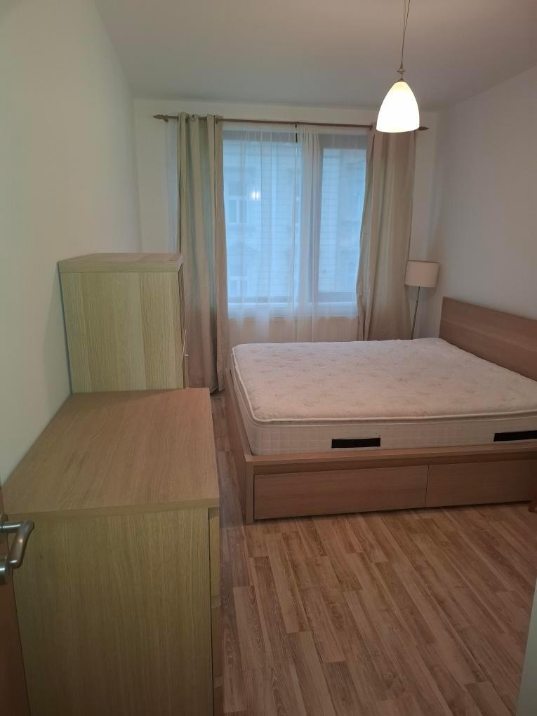 Pronájem bytu 2+kk/ balkon 58 m2 Praha 5 Smíchov - 7