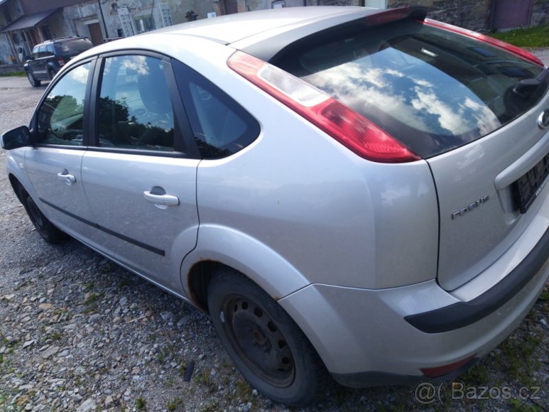 Ford Focus II 1,6 16V 74kW, r. v. 2006 - náhradní díly - 7