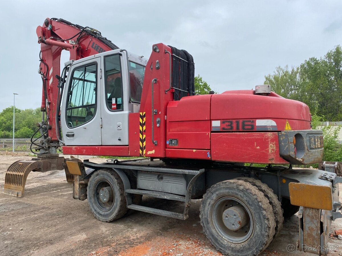 Liebherr A316 Litronic – rok výroby 2011 - 7
