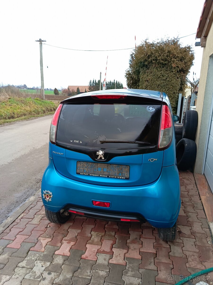 Peugeot ION elektromobil - 7