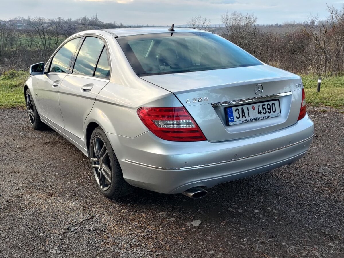 Mercedes Benz C 220 CDI - 7