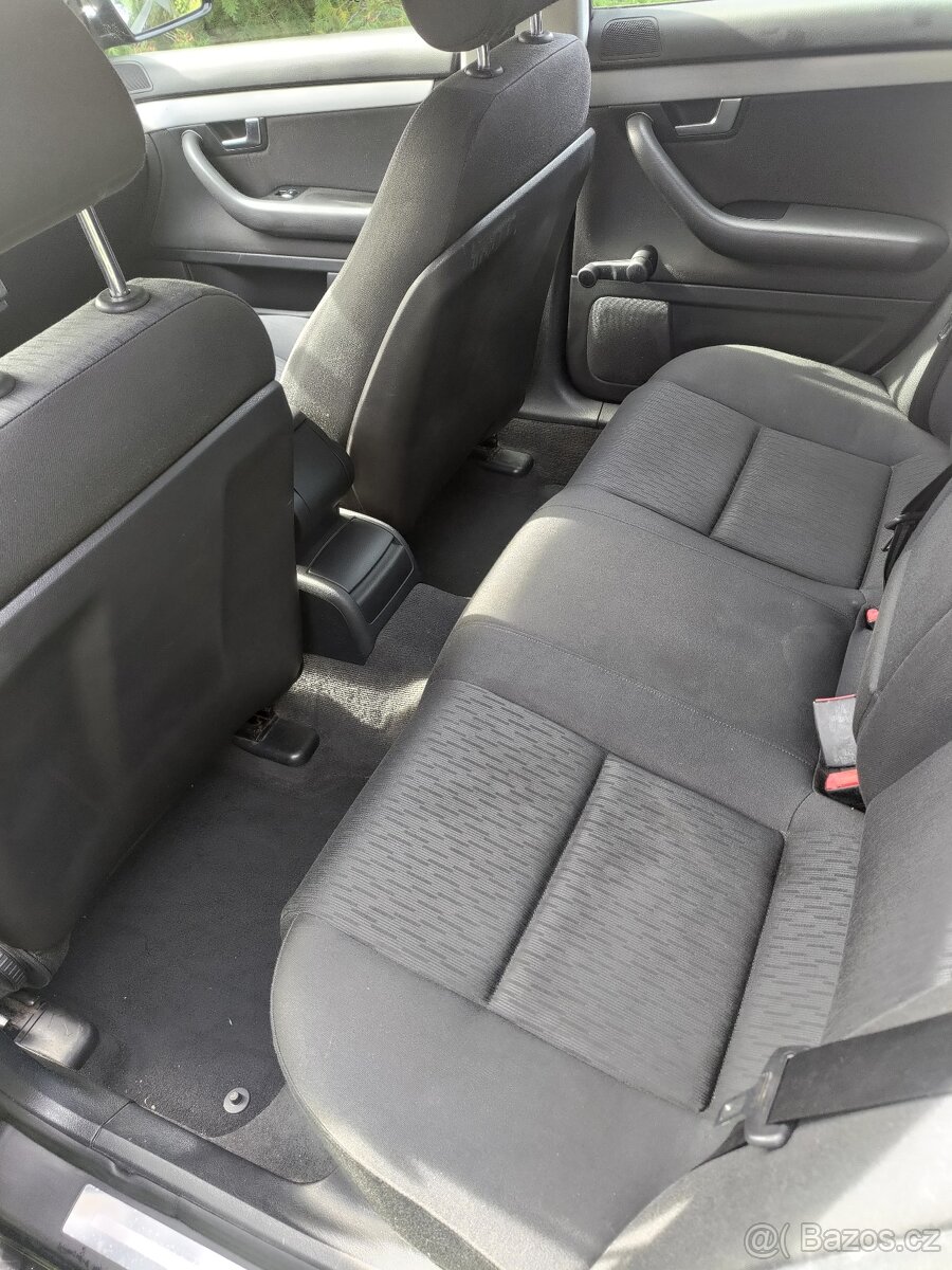 Audi A4 B7 sedan - 7