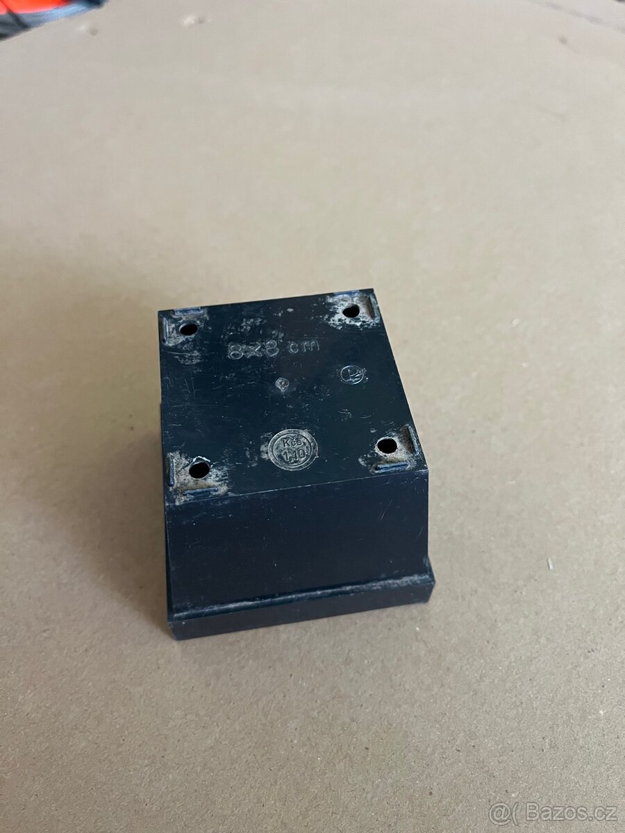 Prodám květináče - 7