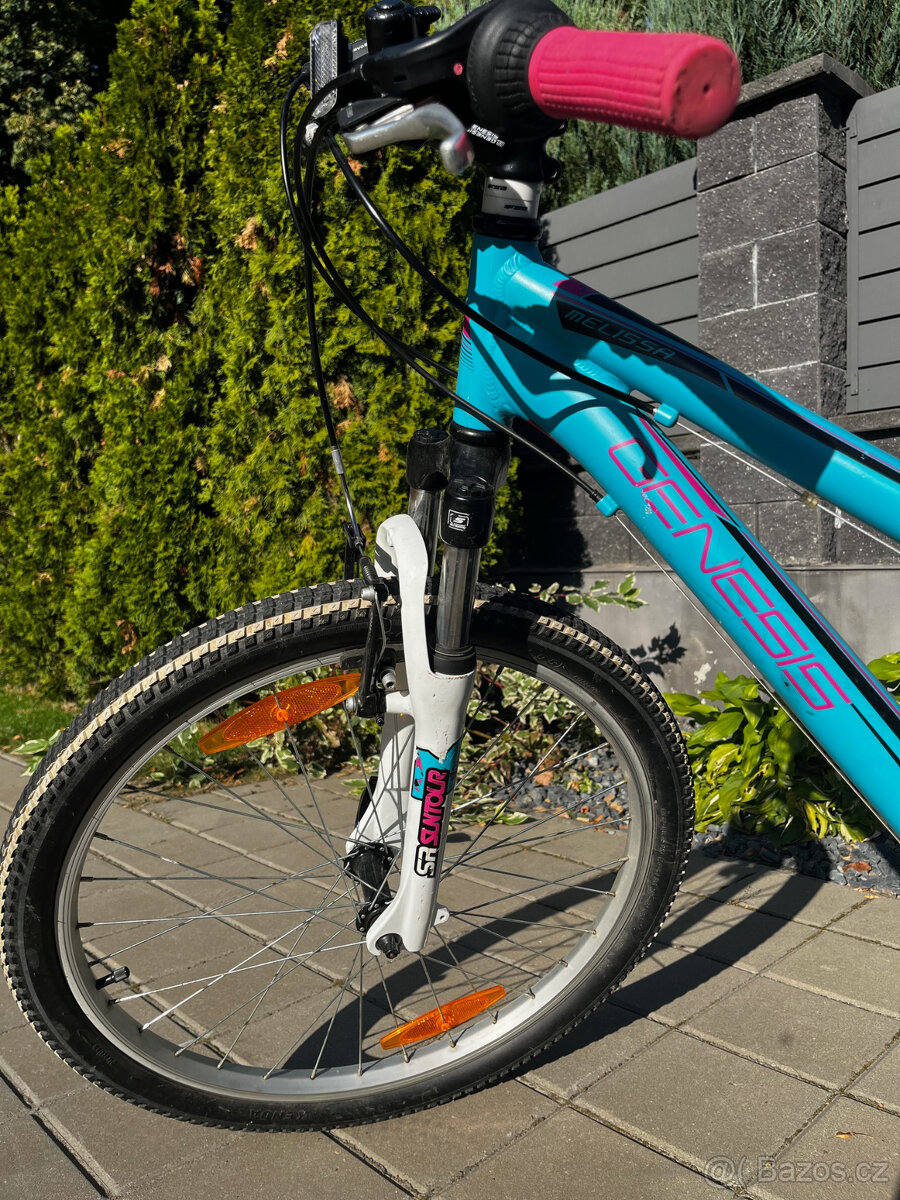 Dívčí kolo velikost 24 - 7