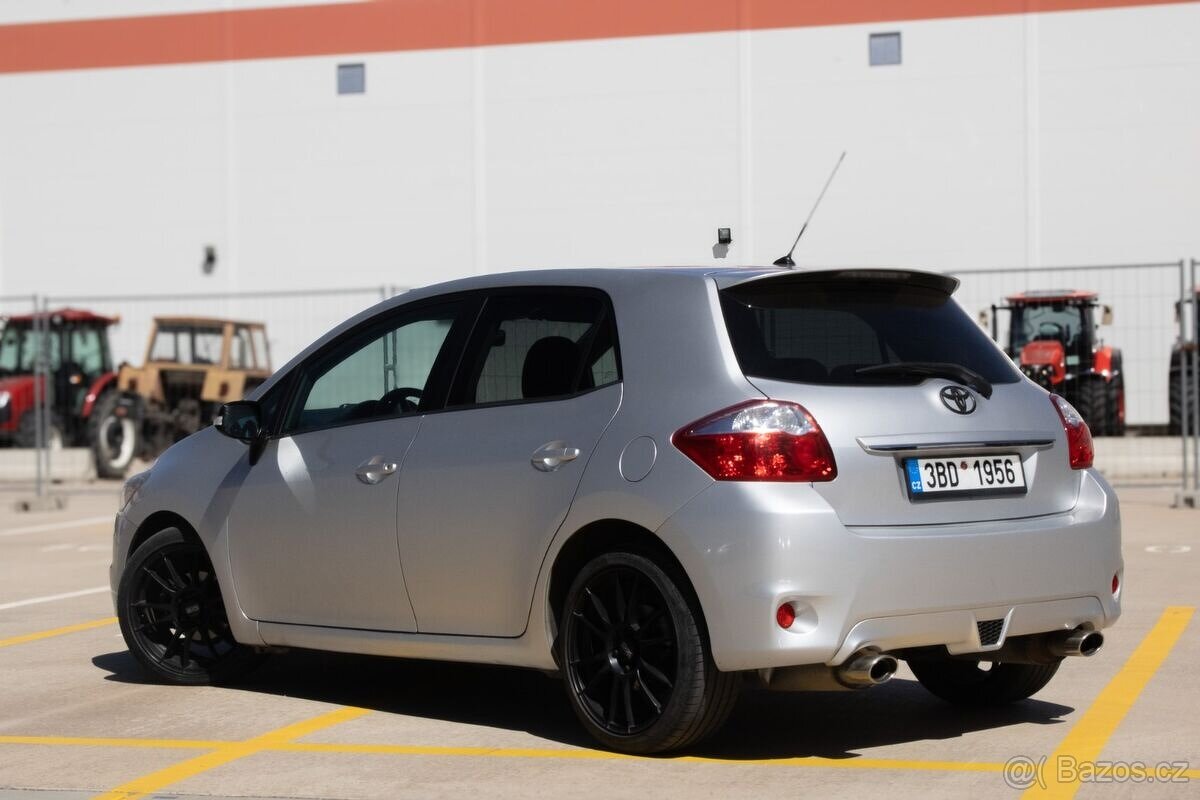 Toyota Auris BEMANI, servisované - 7