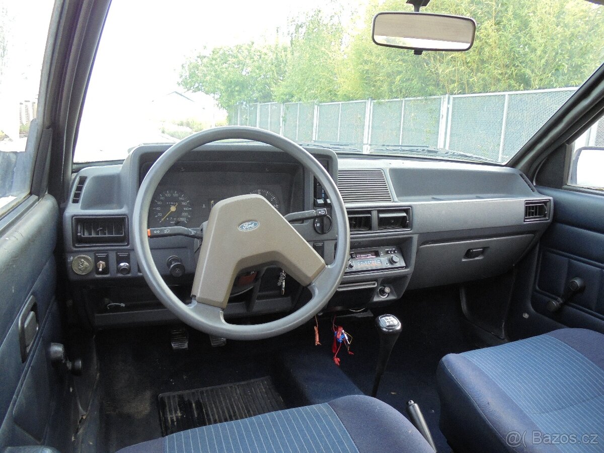 FORD ESCORT 1.1i - EKO DAŇ ZAPLACENA - 7