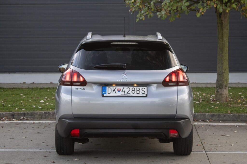 Peugeot 2008 1.2 PureTech Style - 7