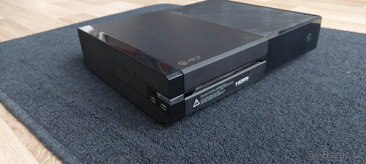 Microsoft Xbox One X 1TB,2x ovladač - 7