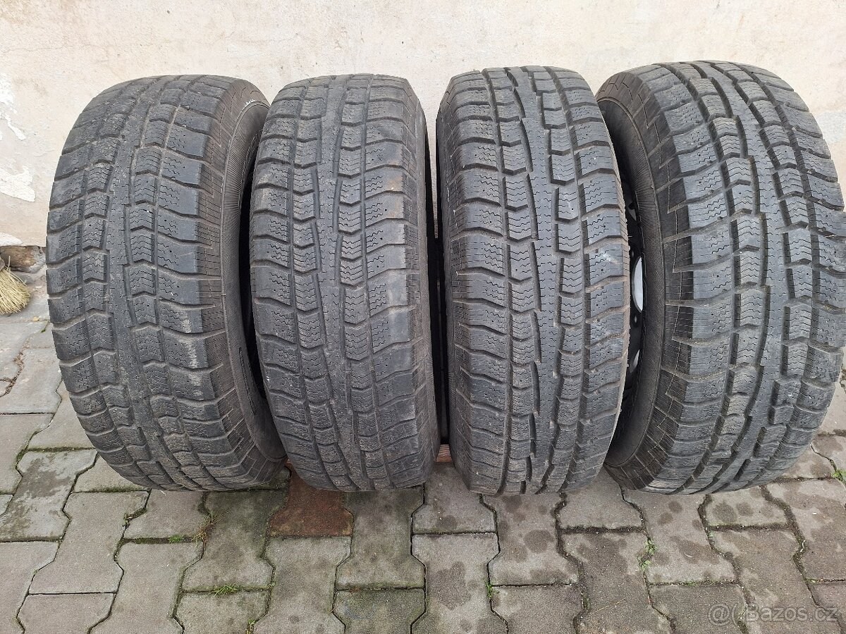 pneu 235/75 R15 - 7