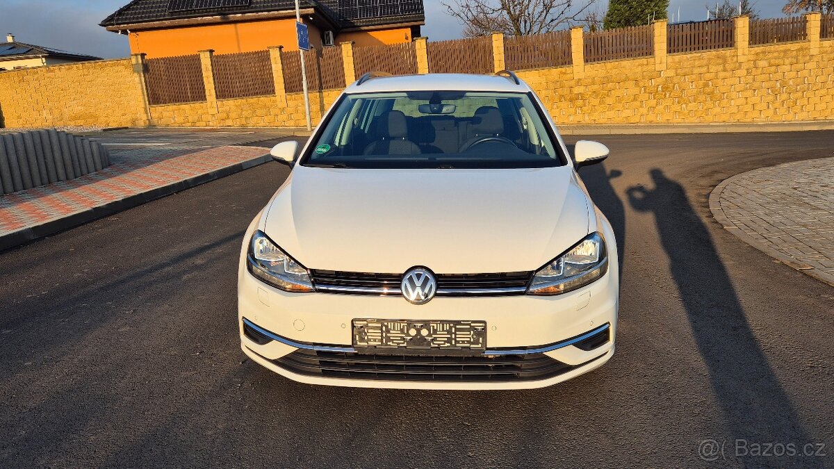 Golf VII 1,0 tsi 85kw, 2020, velmi pěkný - 7