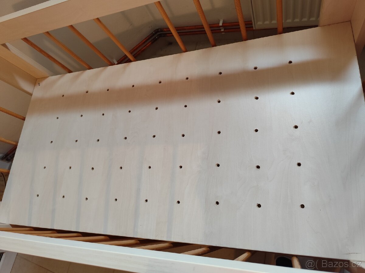 Kvalitní dětská postýlka s přebalovacím pultem - 7