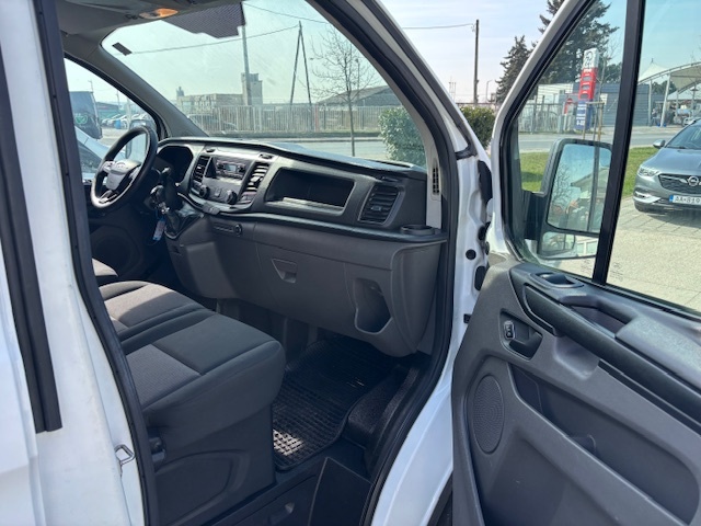 Ford Transit Custom 2.0 TDCi EcoBlue 3ks - 7