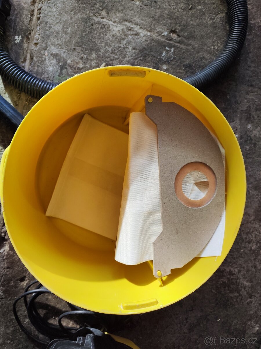 Průmyslový vysavač Karcher WD 2.200+nový sáček - 7