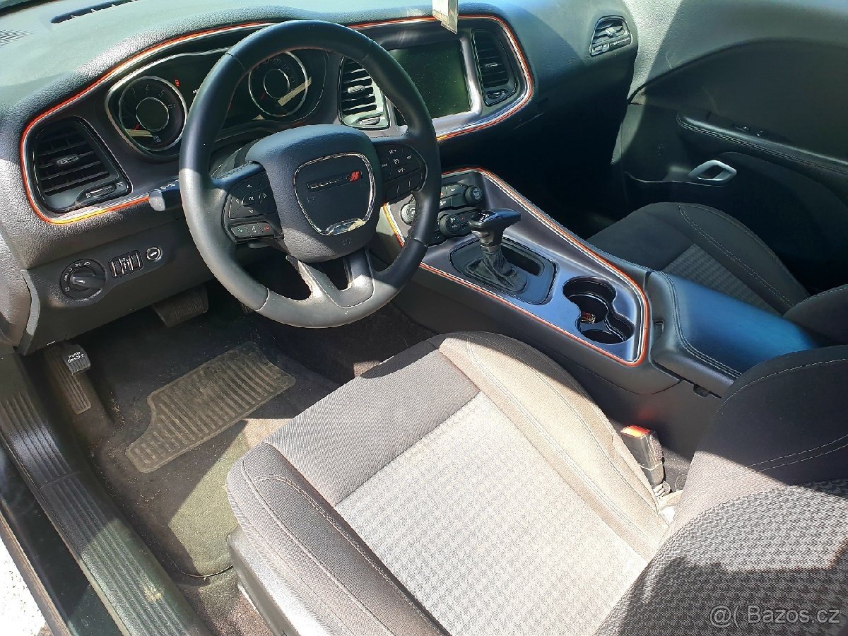 Dodge Challenger 3.6i STK 5/2027 - 7
