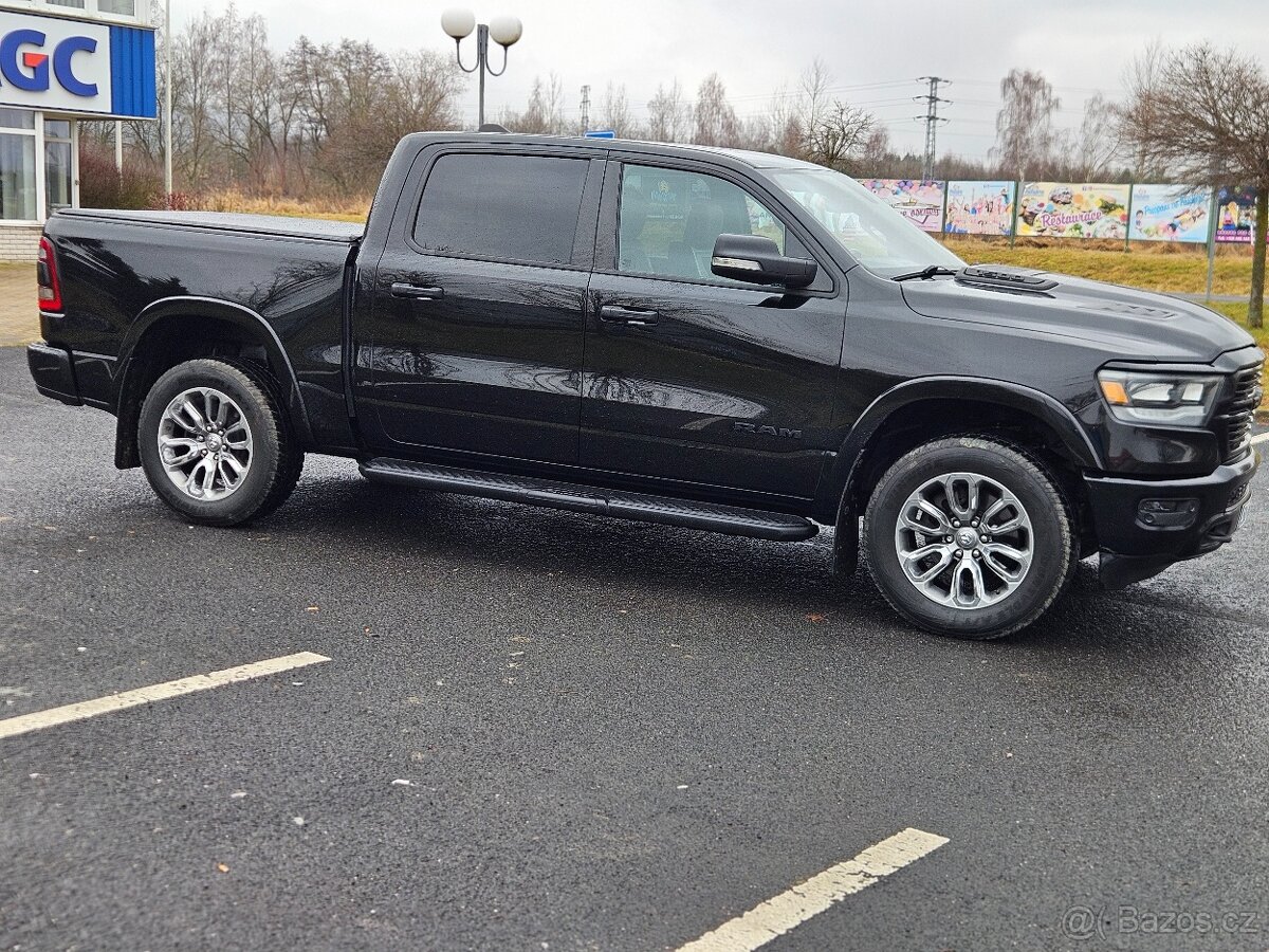 Dodge RAM 1500 5.7V8 Crew Cab r.v.2022 - 7