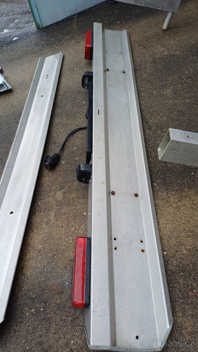 Nosič skútru/motocyklu na obytné auto - 7