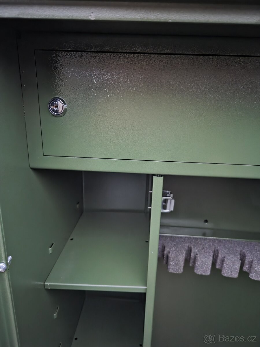 Dvouplášťový trezor ROTTNER - 7