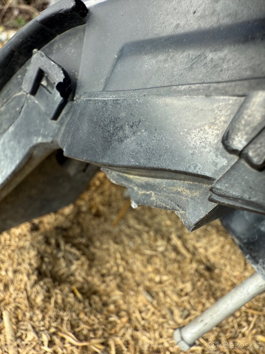 Subaru Forester sg 2004 světla - 7